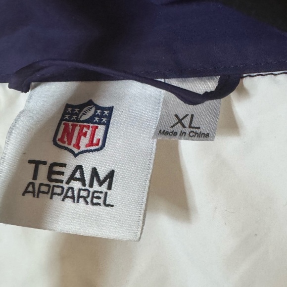 Baltimore Ravens Windbreaker - Picture 4 of 4